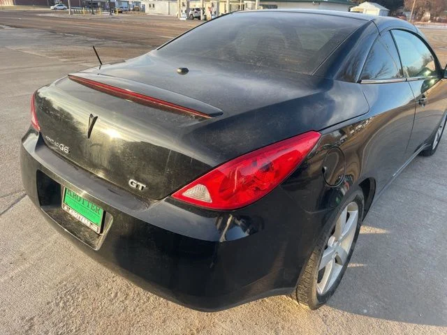 Used 2007 Black Pontiac GT image 3