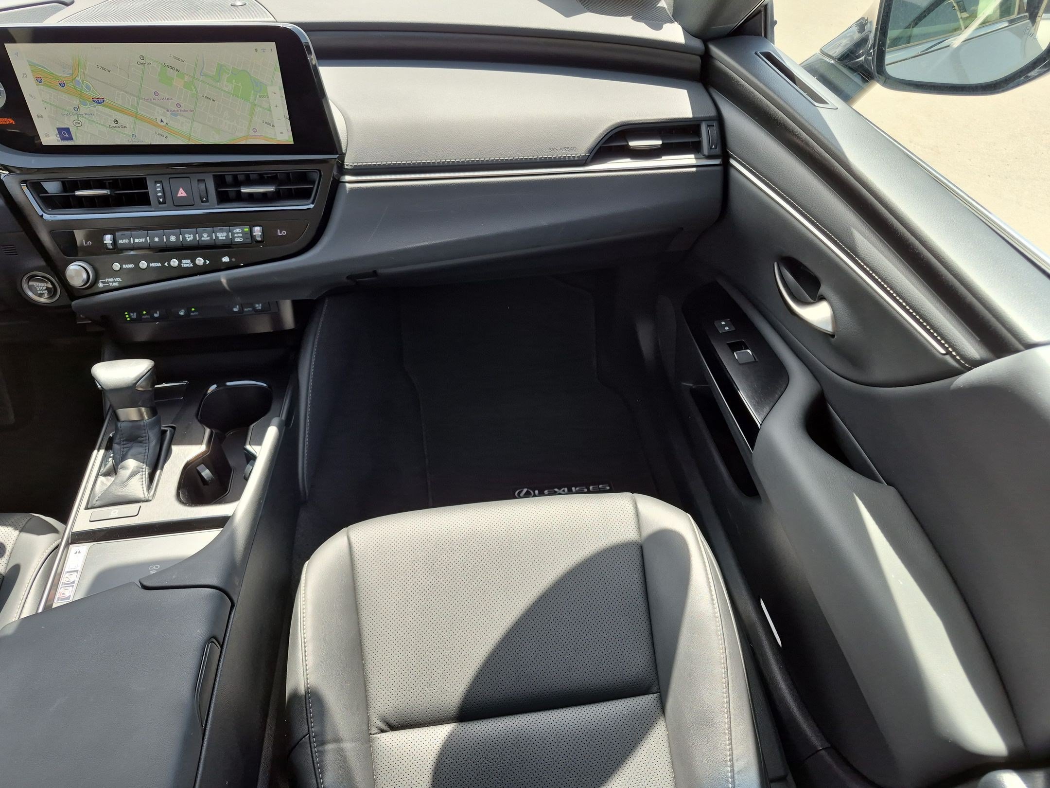 Certified Used 2023 Iridium Lexus ES 250 image 32