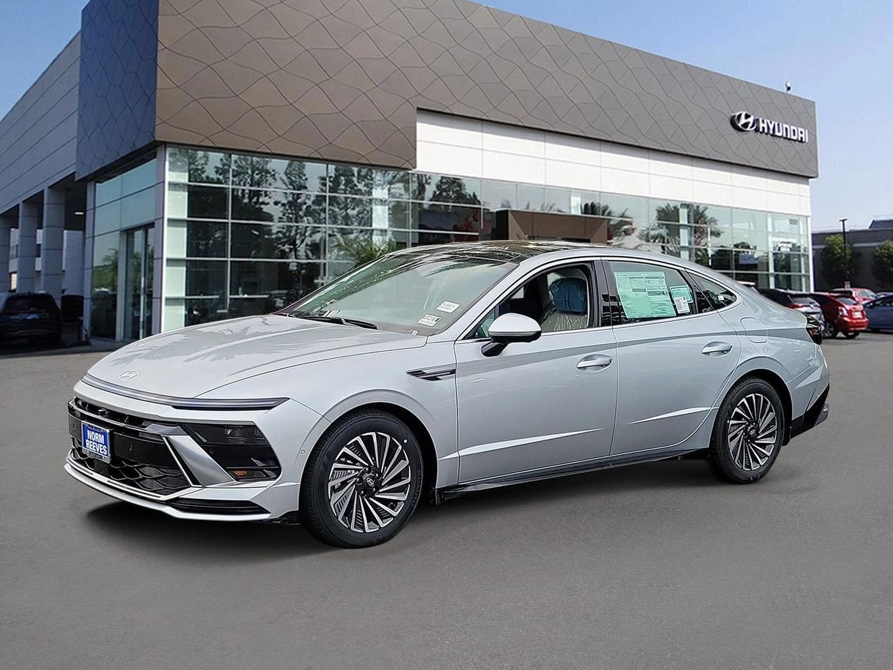 New 2026 Aero Silver Hyundai Limited image 1