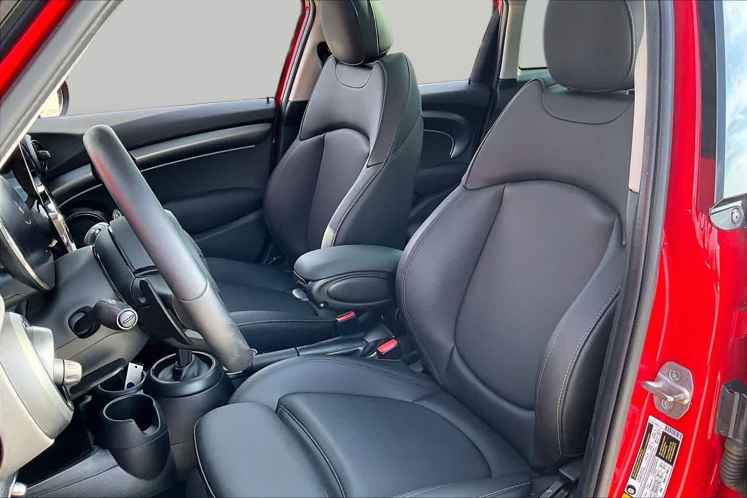 Used 2024 Chili Red MINI Cooper S image 7