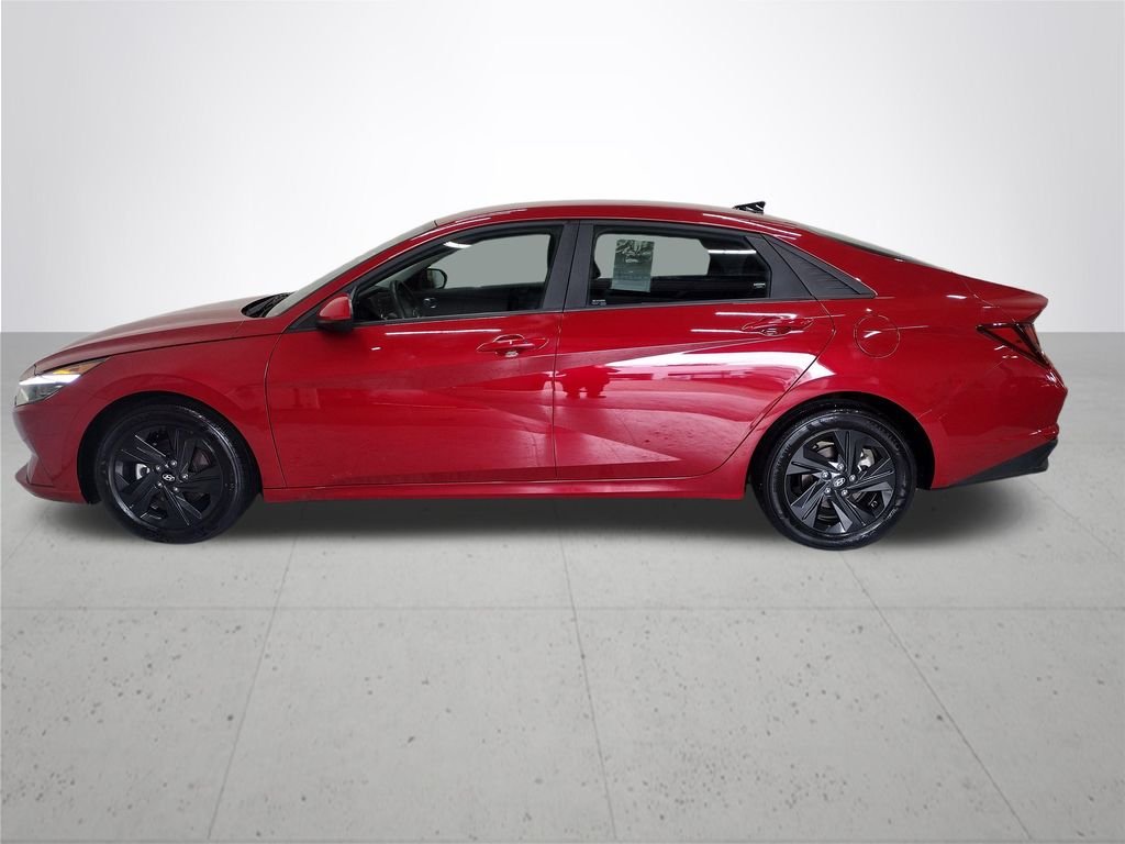 Certified Used 2023 Scarlet Red Hyundai SEL image 11