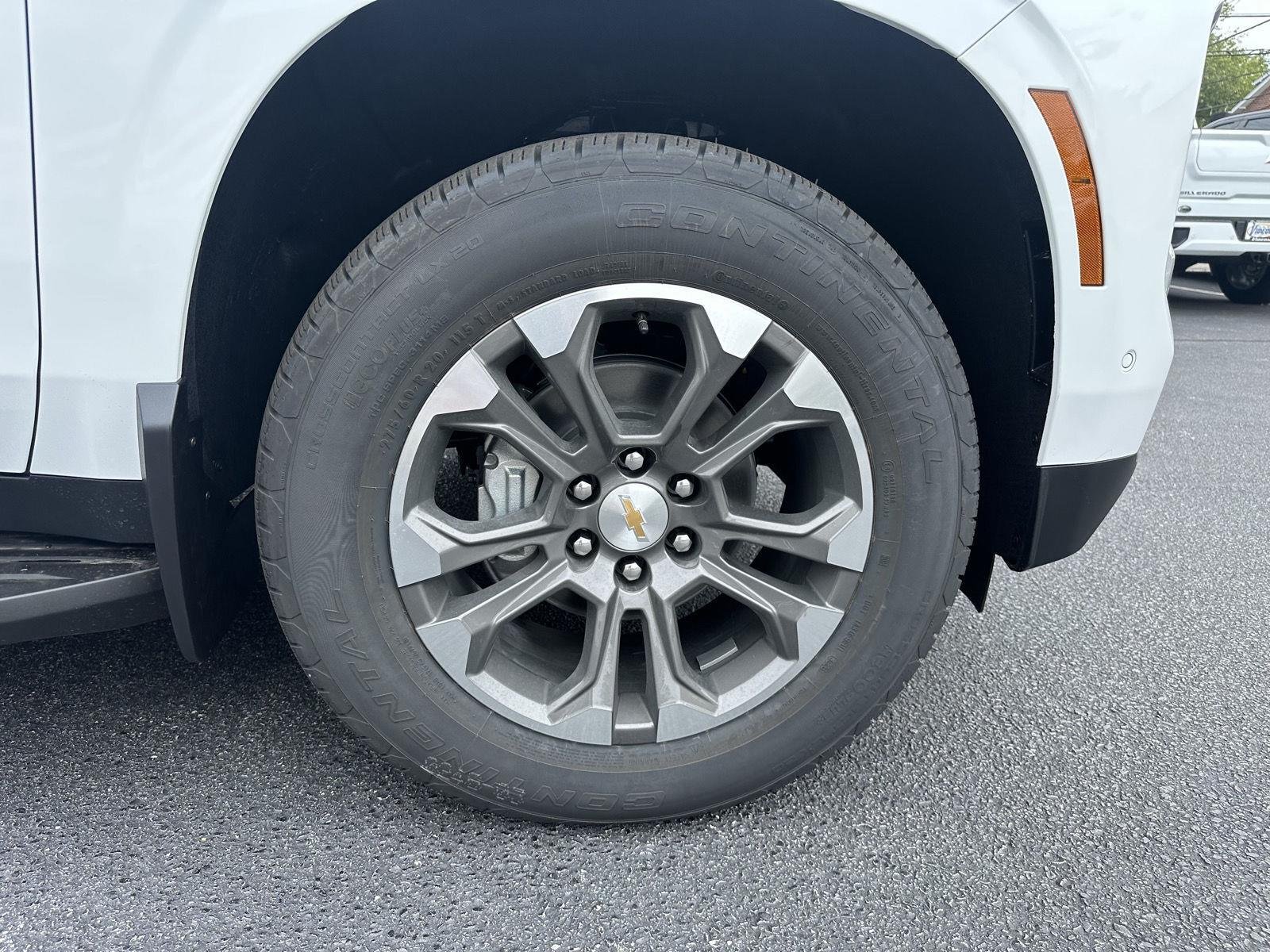 2027 Chevrolet Tahoe LT - Photo 9
