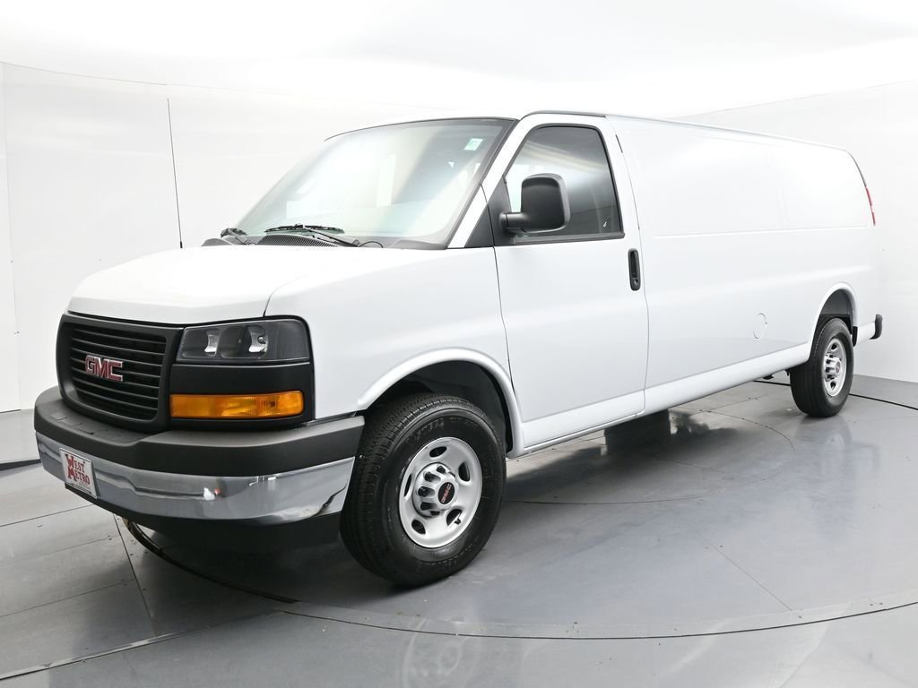 2026 GMC Savana 3500 Ext WB's photo