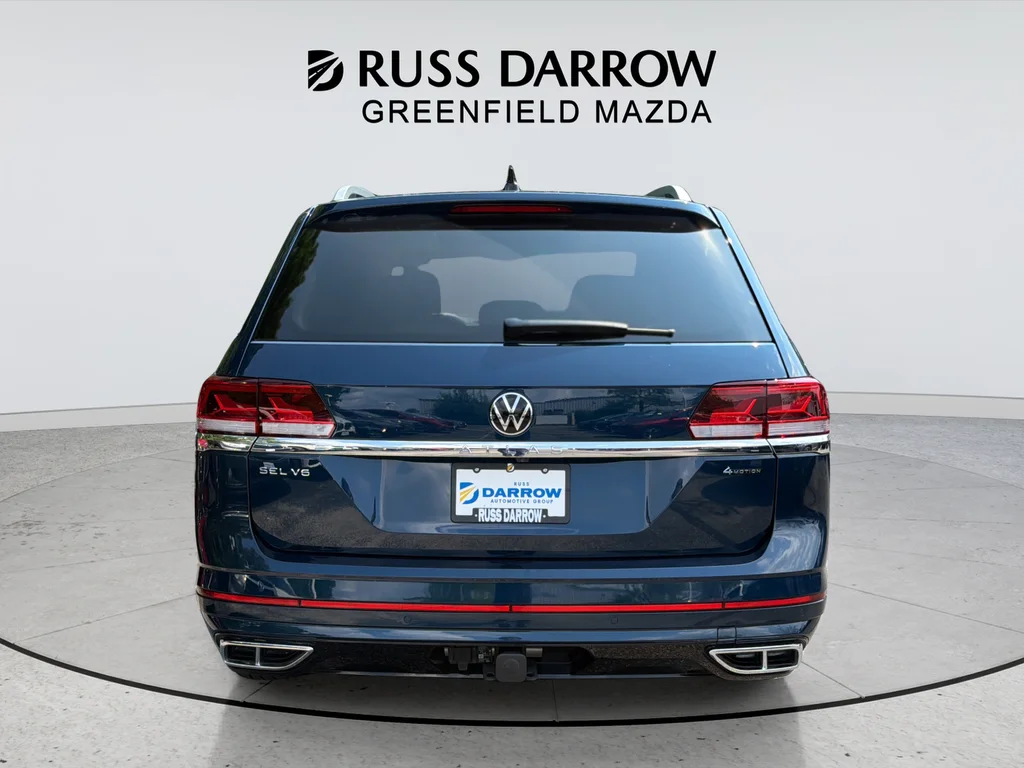 Used 2023  Volkswagen 3.6L V6 SEL Premium R-Line image 4