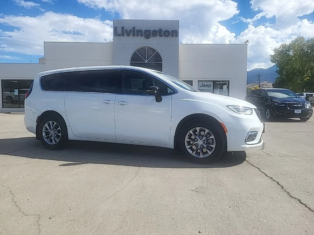 2026 Chrysler Pacifica