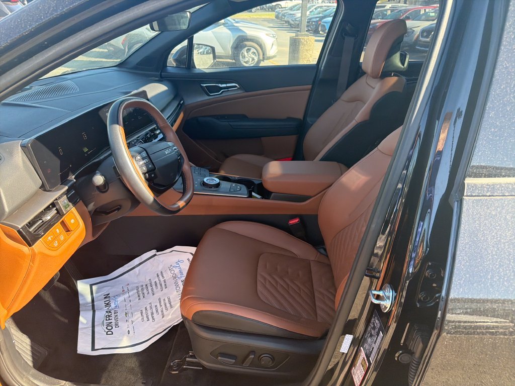Used 2026 Black Kia X-Line image 13