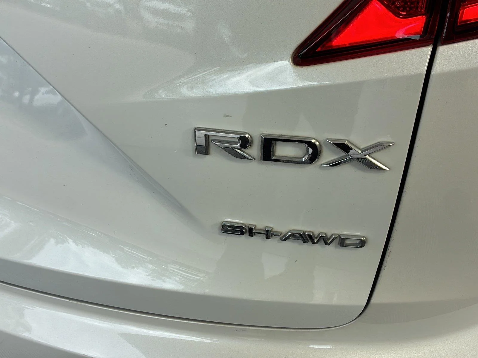 Used 2021 Platinum White Pearl Acura SH-AWD w/A-SPEC image 9