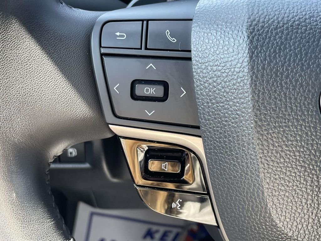 Used 2026  Toyota XSE image 21