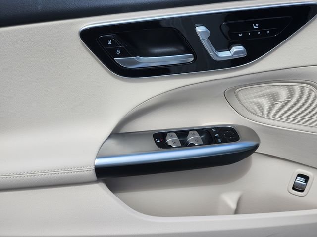 New 2026 Polar White Mercedes-Benz C 300 image 10