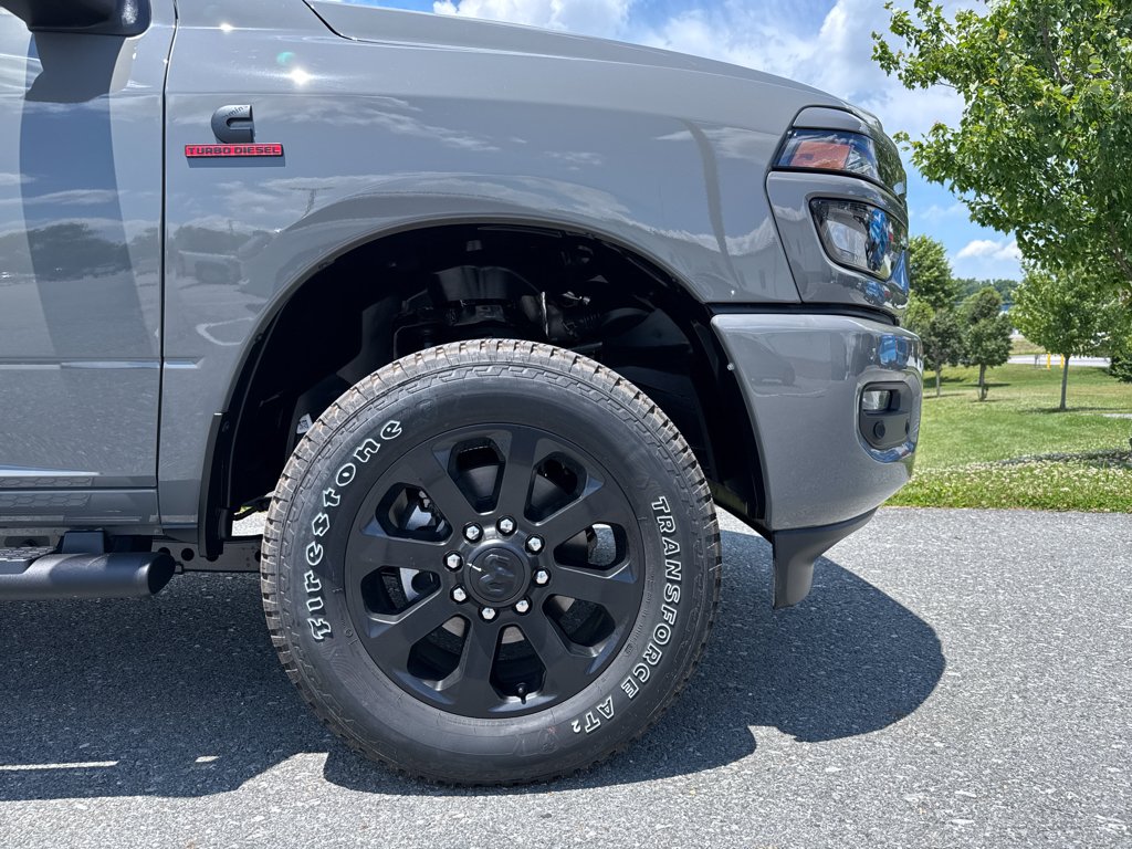 New 2026 Ceramic Gray Clear-Coat Exterior Paint RAM Black Express image 23