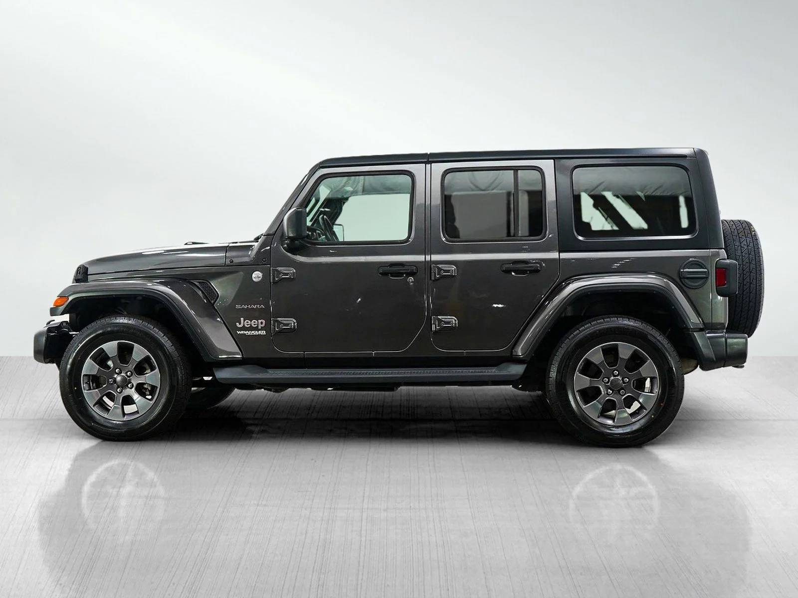 Used 2018 Jeep All-New Wrangler Unlimited Sahara with VIN 1C4HJXEG7JW193521 for sale in White Bear Lake, Minnesota