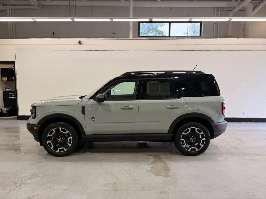Used 2024 Ford Bronco Sport Outer Banks with VIN 3FMCR9C63RRE57305 for sale in Golden Valley, Minnesota