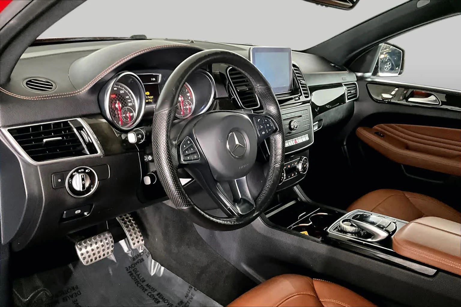 Used 2016 designo Cardinal Red Metallic Mercedes-Benz GLE 450 AMG® image 18