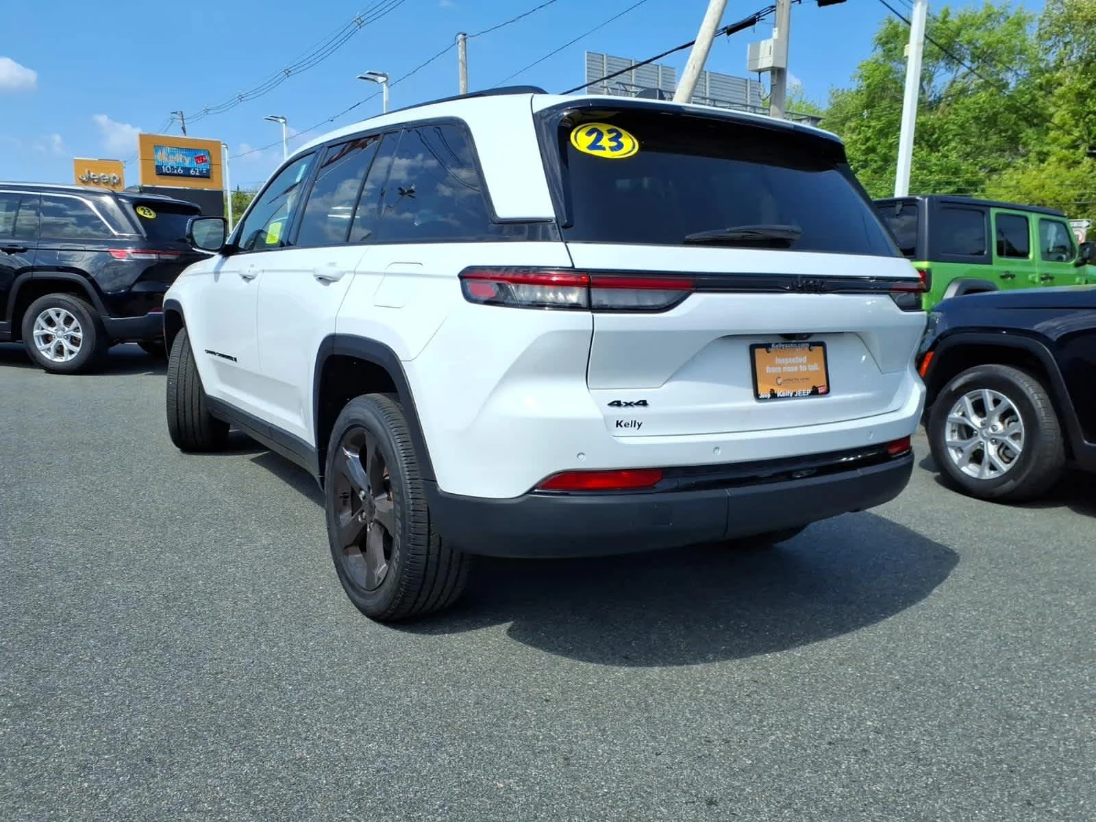 Certified Used 2023 Bright White Clearcoat Jeep Altitude image 11