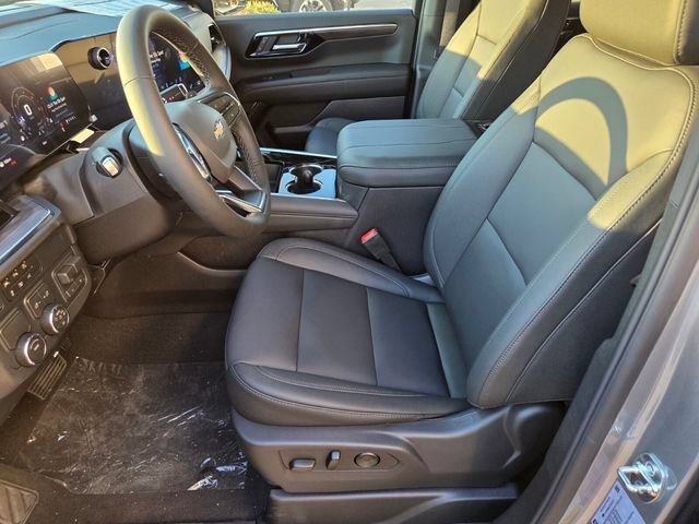 New 2026 Sterling Gray Metallic Chevrolet LT image 6