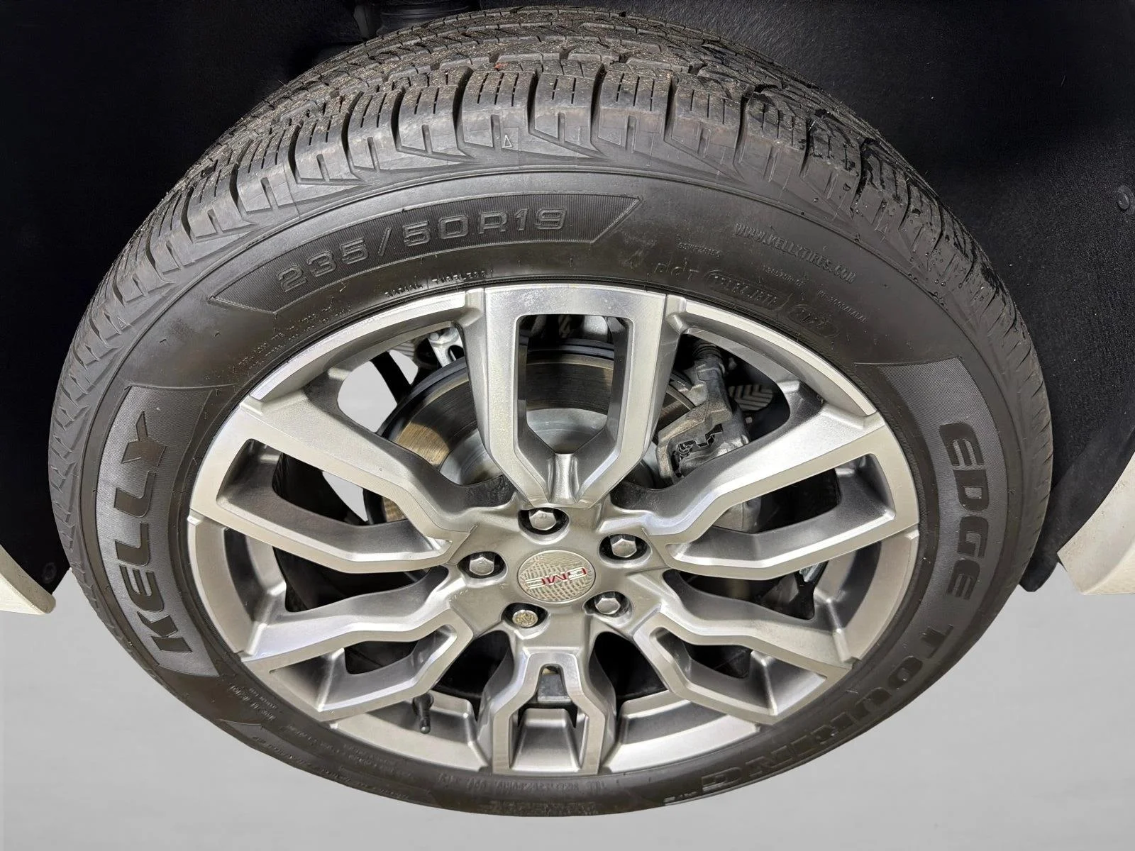 Used 2022 Black GMC Denali image 19