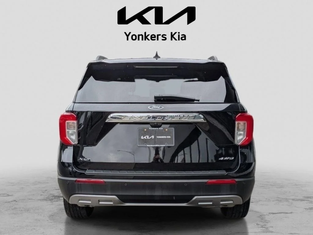 Used 2023 Black Ford XLT image 7