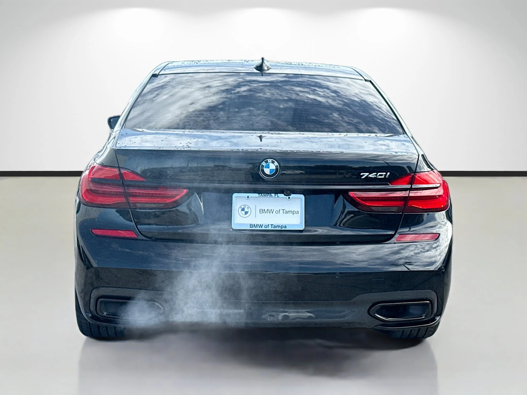Used 2019 Black Sapphire Metallic BMW 740i image 4