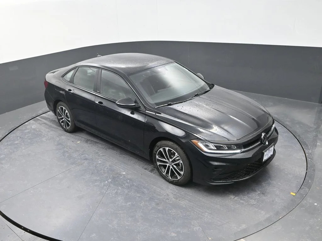 New 2026  Volkswagen 1.5T Sport image 14
