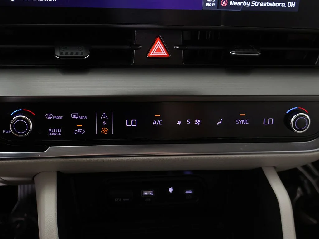 Used 2024 Black Kia EX image 46