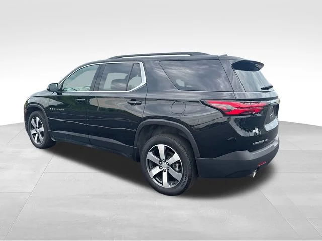 Used 2023 Mosaic Black Metallic Chevrolet LT Leather image 3