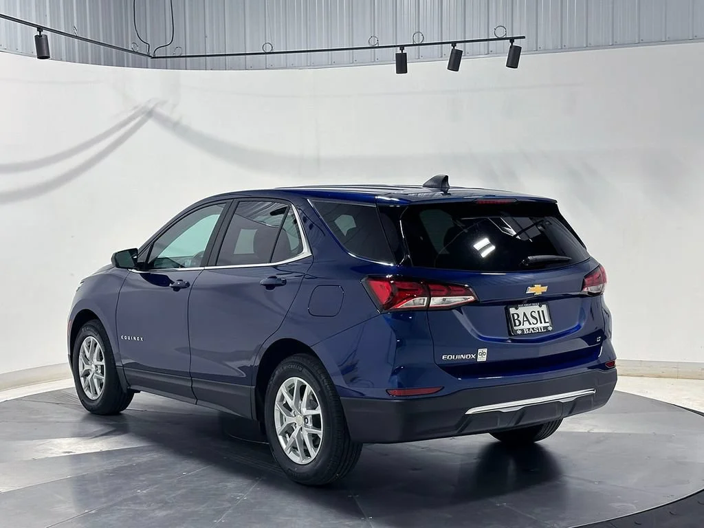 Used 2023 BLUE GLOW METALLIC Chevrolet LT image 13