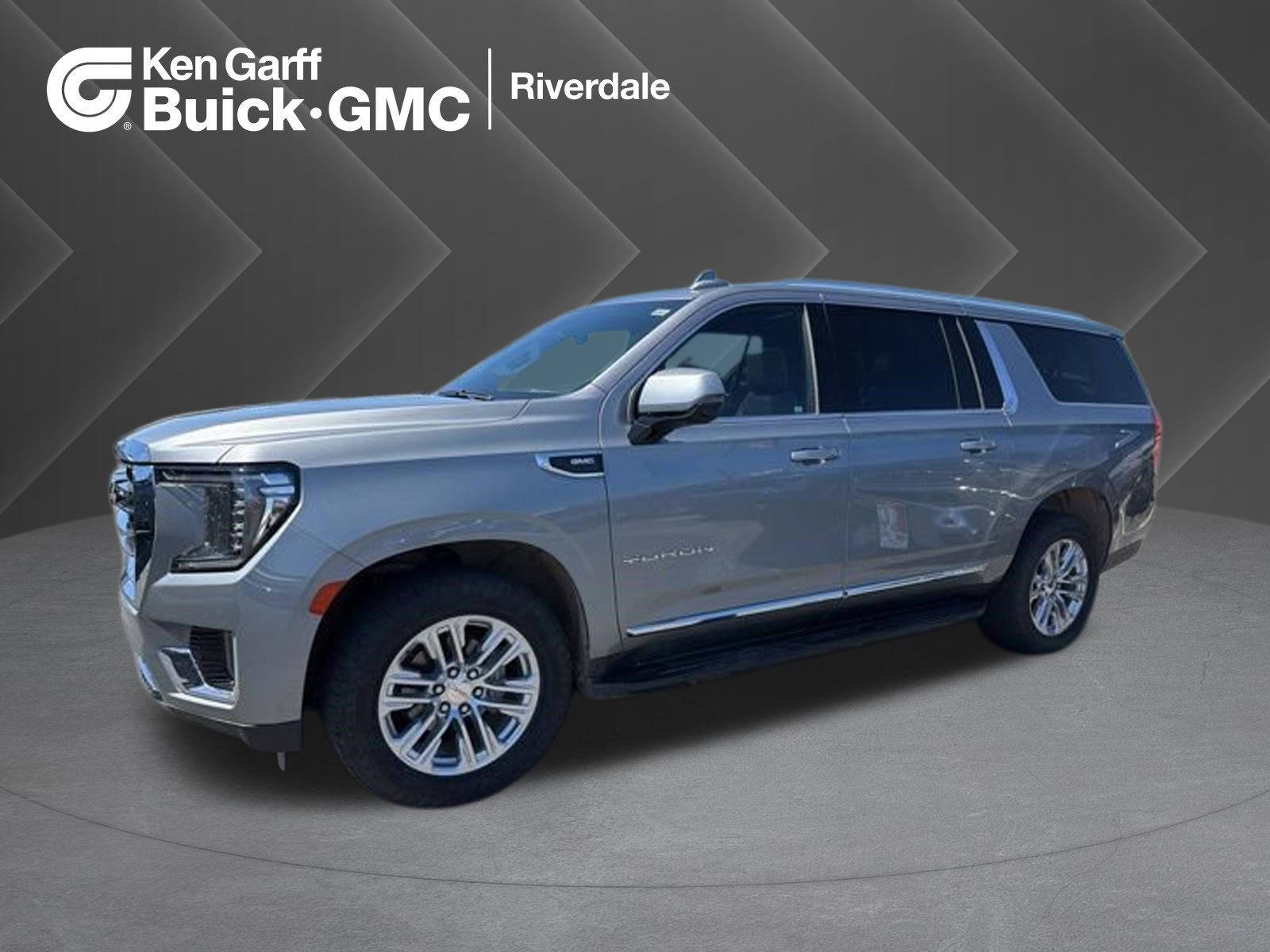 2023 GMC Yukon SLT 4X4's photo