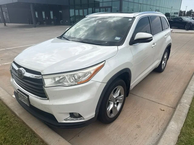 Pre-Owned 2014 Toyota Highlander Limited Platinum V6