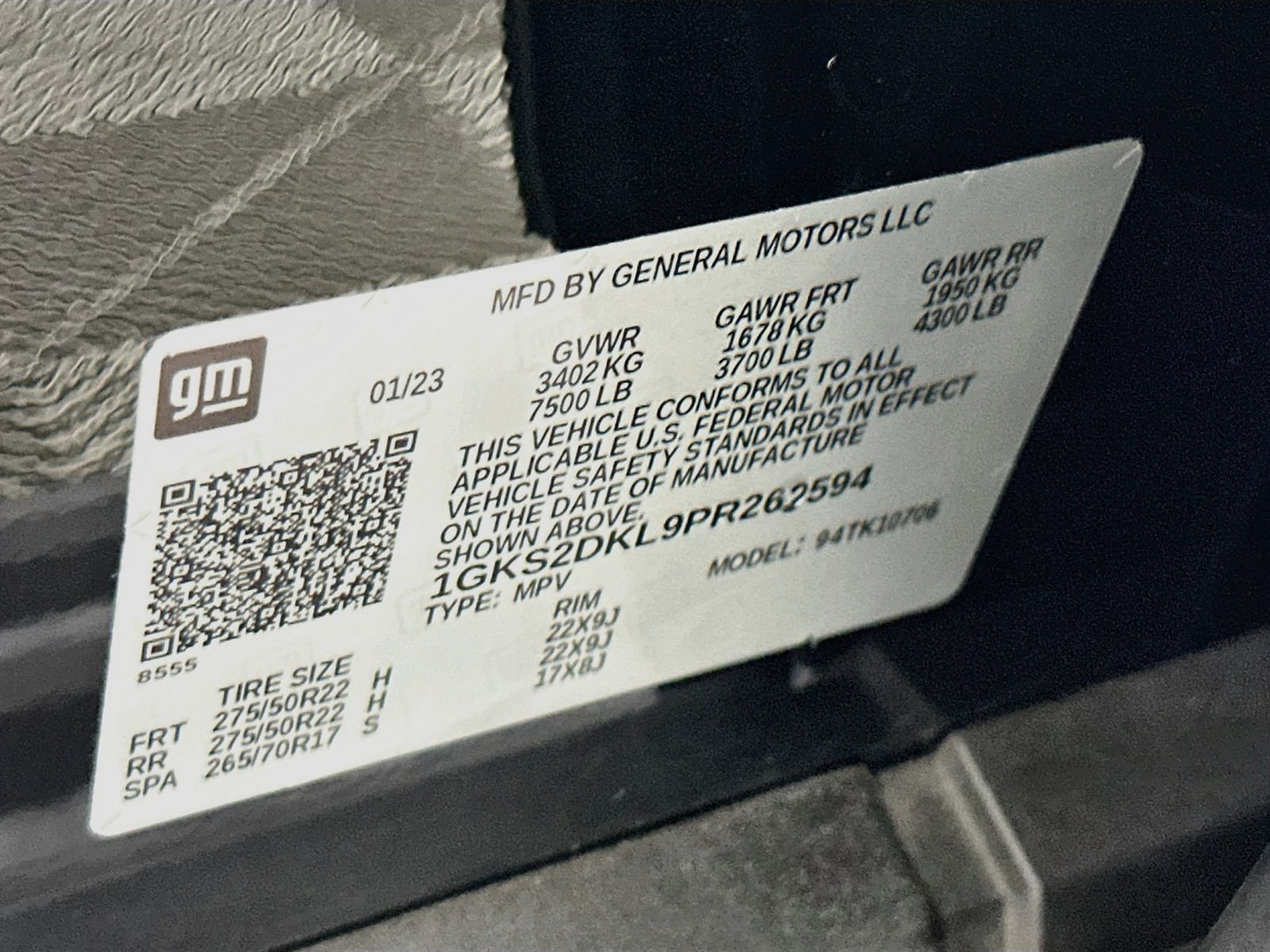 Used 2023 Onyx Black GMC Denali image 36