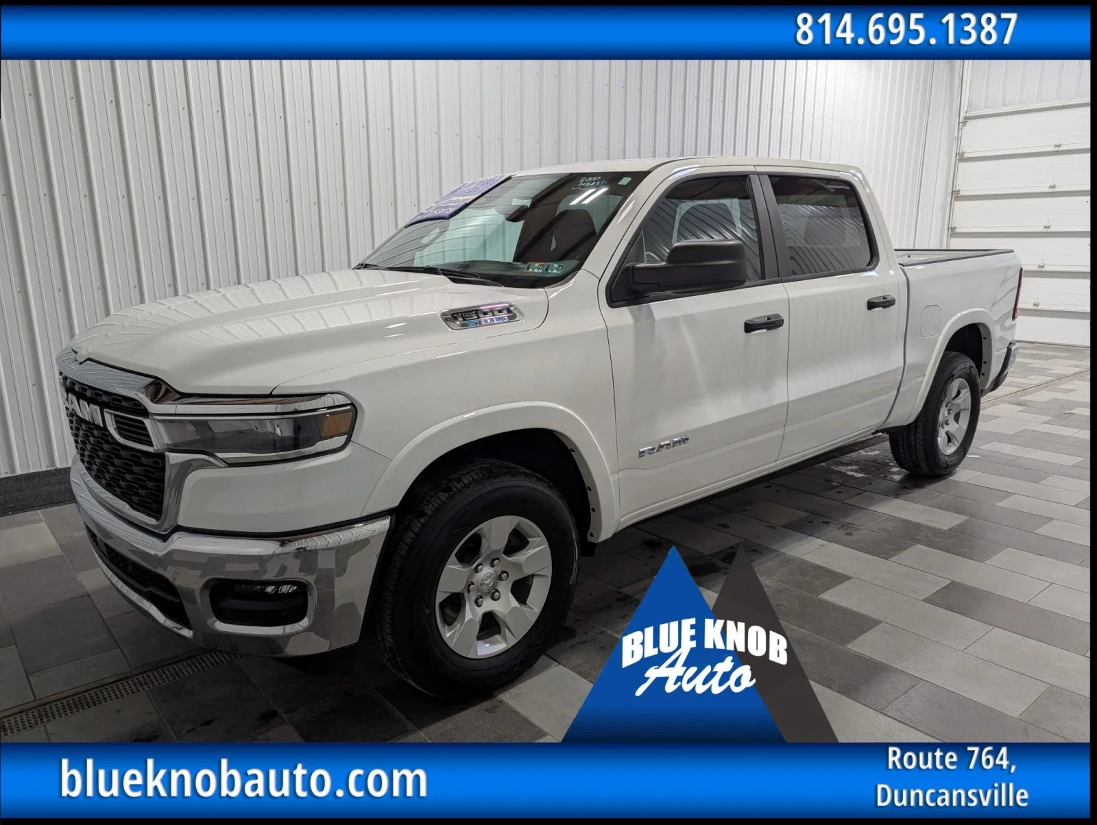 2025 RAM 1500 Big Horn/Lone Star 4x4 Crew Cab 5'7's photo