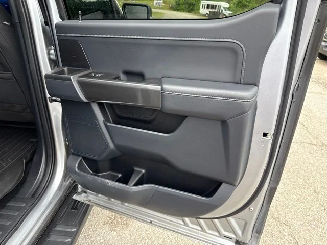 Used 2023 Silver Ford XLT image 22