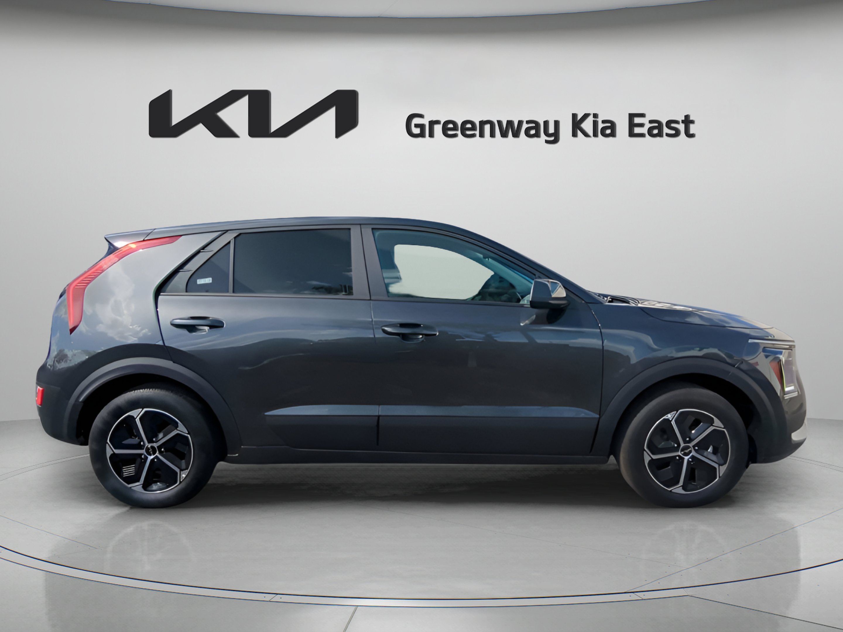 New 2026 Interstellar Gray Kia LX image 10