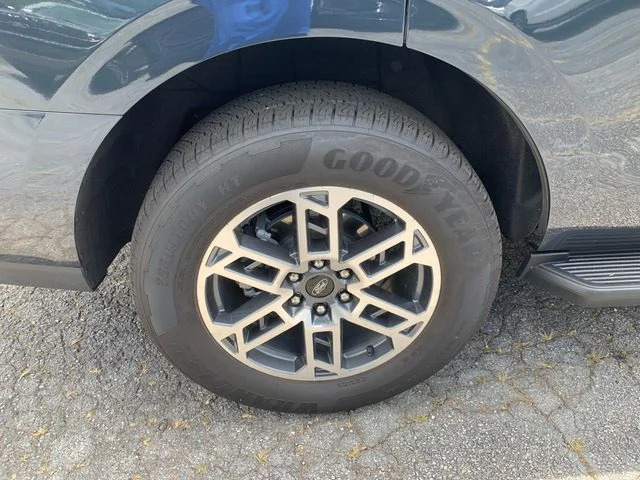 New 2025 Blue Ford Active image 40