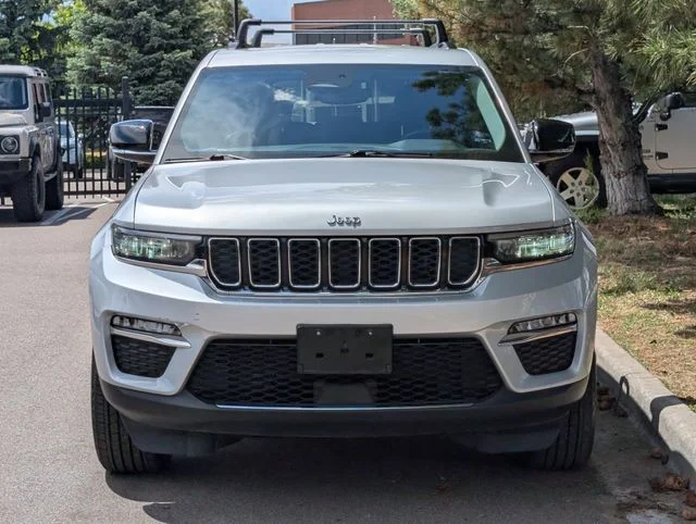 Used 2022 Silver Jeep Limited image 6