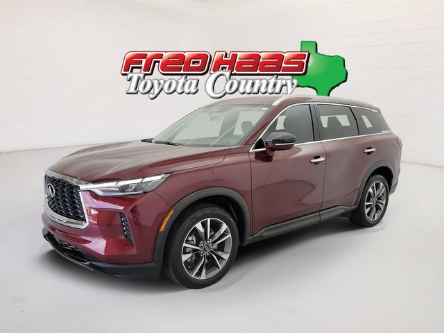 2023 INFINITI QX60 LUXE