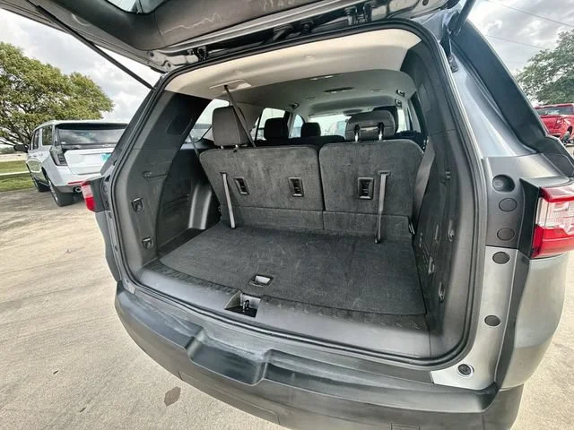 Used 2021 SATIN STEEL METALLIC Chevrolet LS image 25