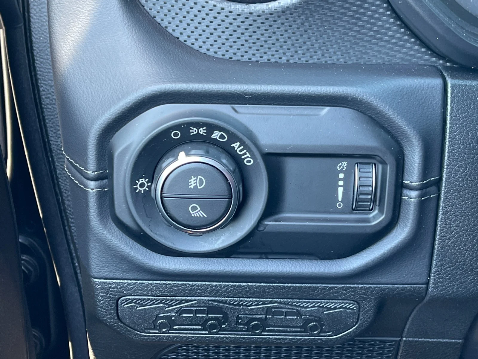 Used 2025 Gray Jeep Rubicon image 29