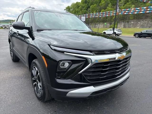 New 2026 Mosaic Black Metallic Chevrolet LT image 2
