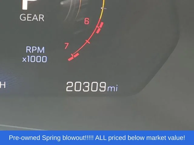 Used 2025 White Chevrolet Trail Boss image 29