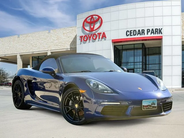 Used 2020 Gentian Blue Metallic Porsche Base image 1