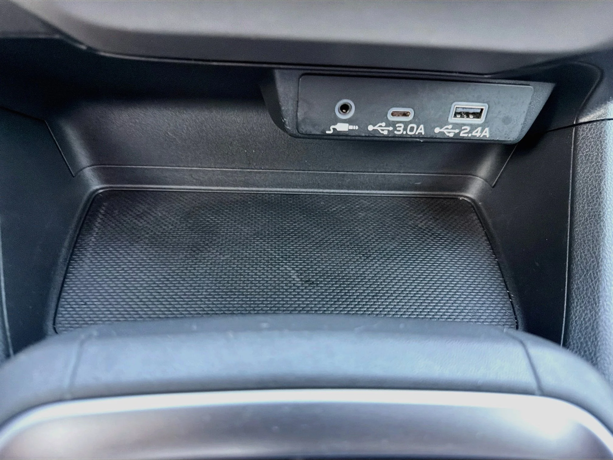 Used 2024 Magnetite Gray Metallic Subaru Premium image 29