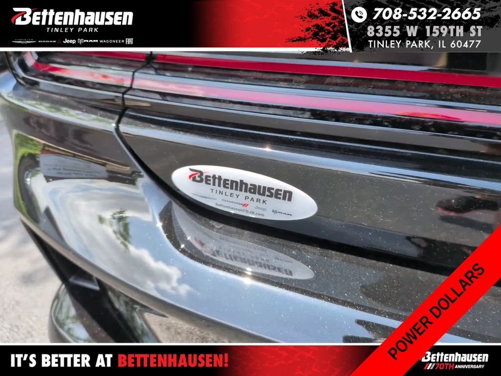 New 2026 Diamond Black Crystal Pearlcoat Dodge Scat Pack image 9