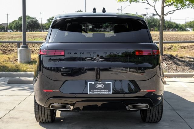 New 2026  Land Rover Dynamic SE image 9