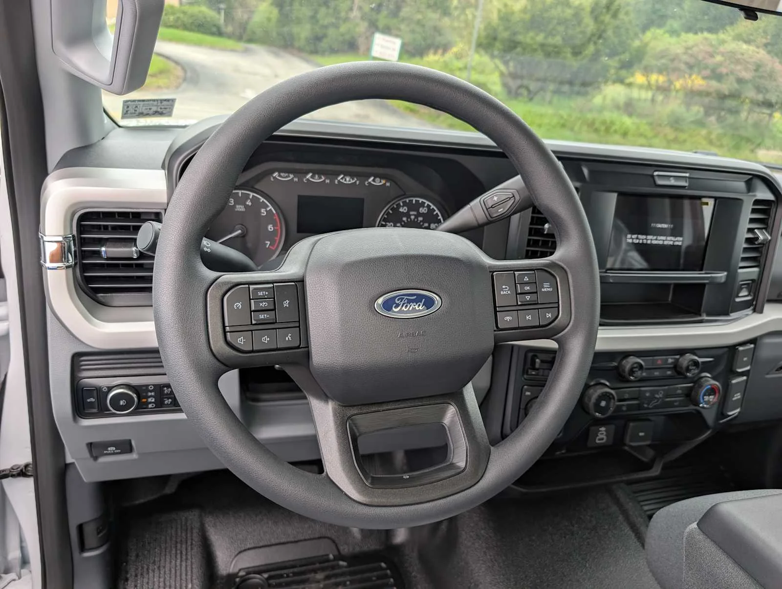 New 2026 Oxford White Ford F-250® XLT image 20