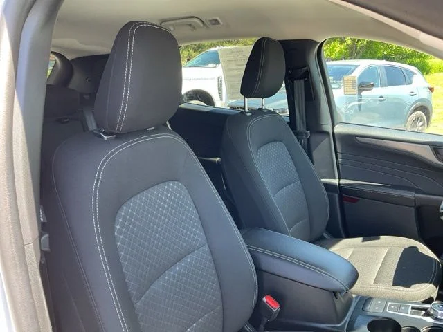 Used 2025 White Ford Active image 42