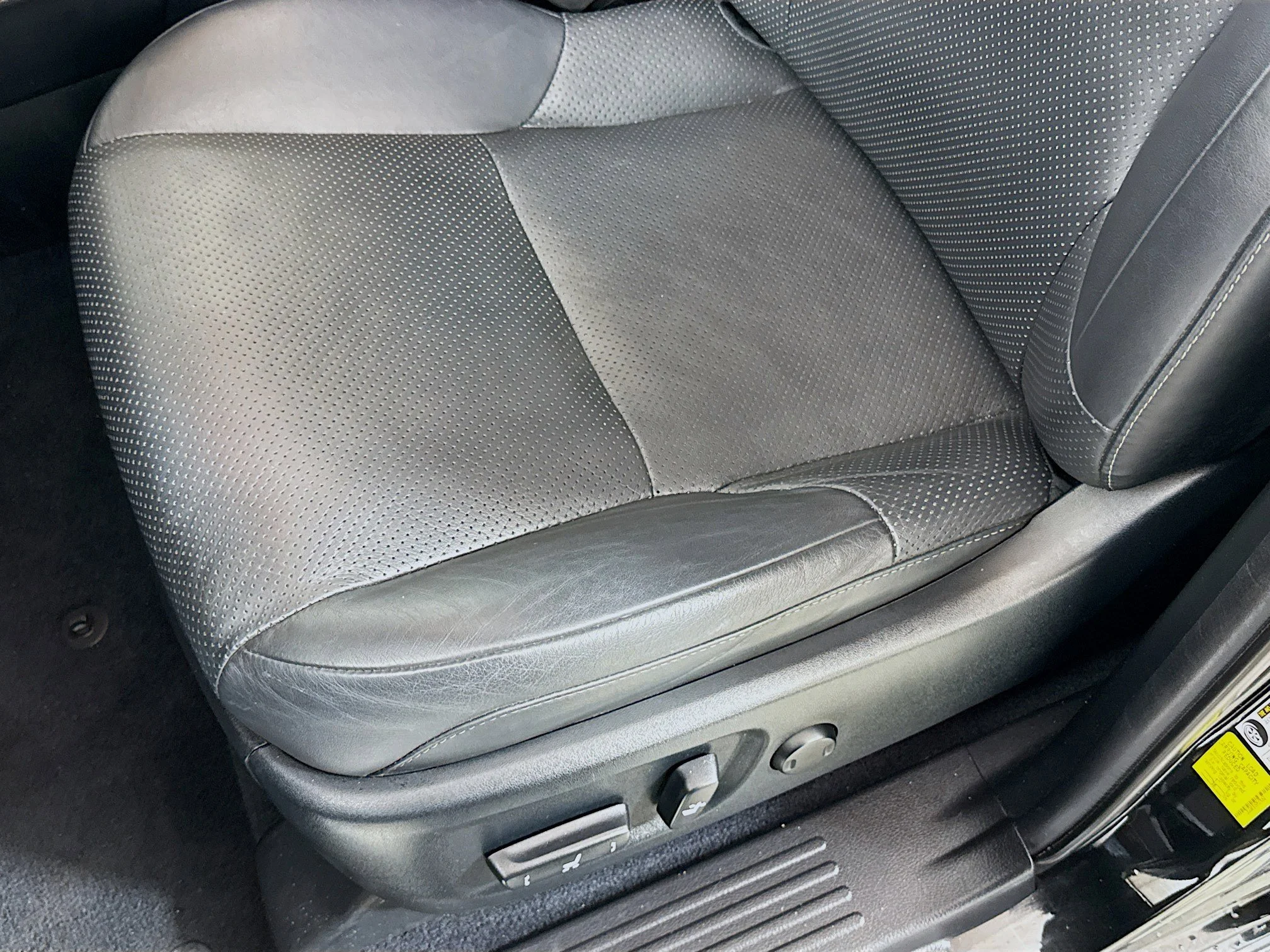 2023 Lexus GX LUXURY - Photo 21
