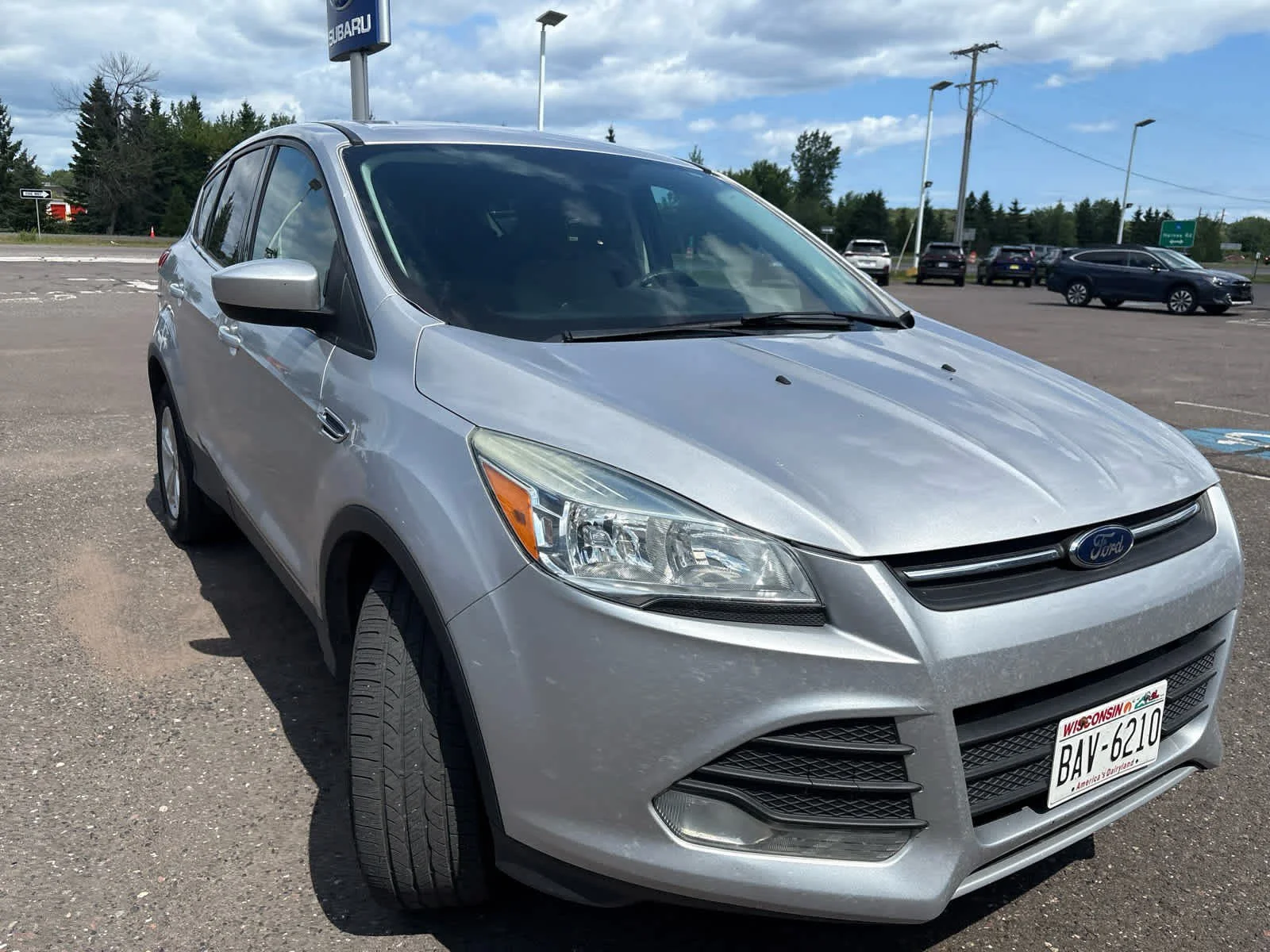 Used 2016 Ingot Silver Ford SE image 3