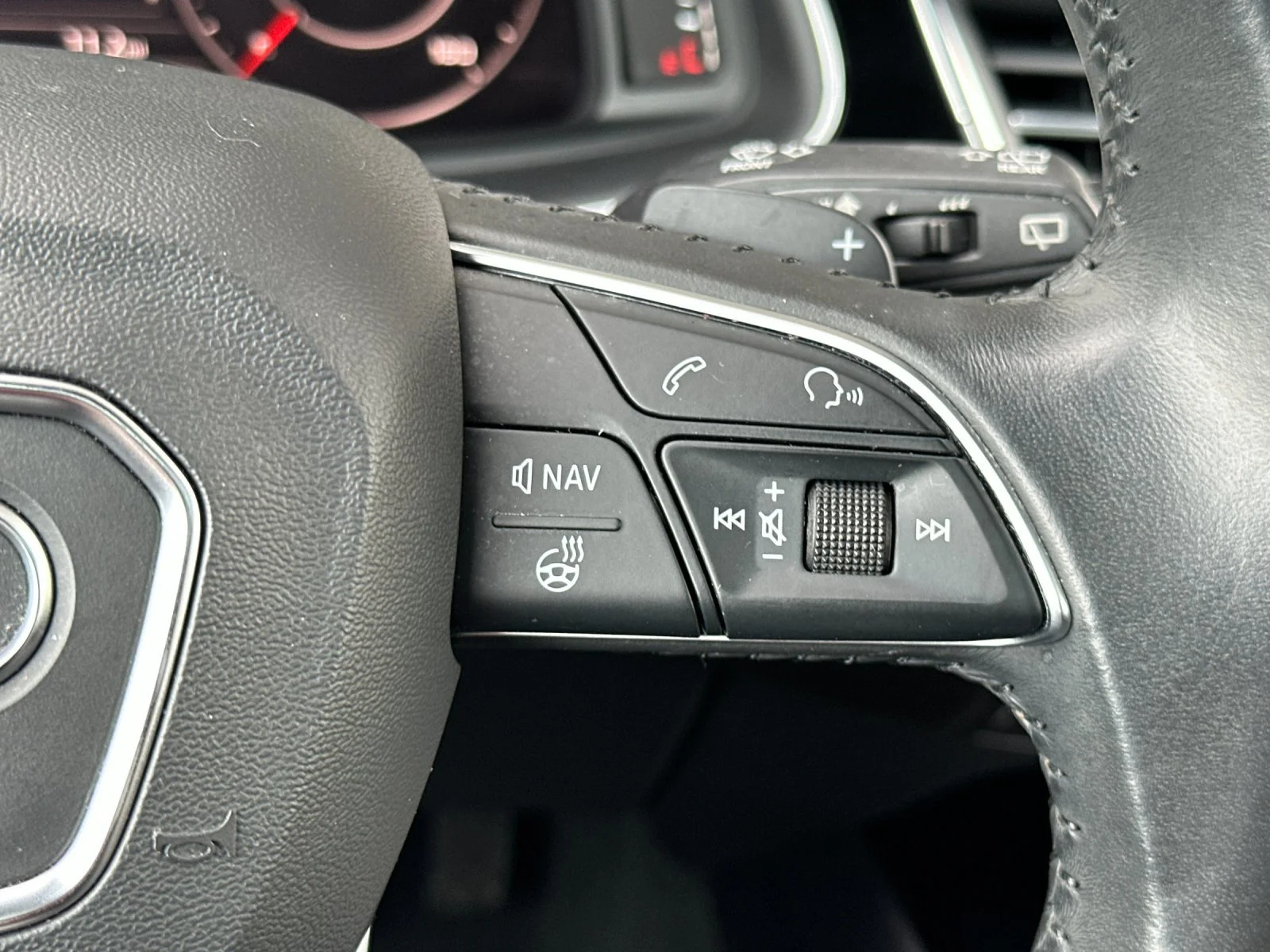 Used 2019  Audi 55 Prestige image 30