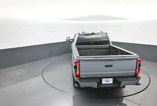 New 2026 Glacier Gray Metallic Tri-Coat Ford F-250® Lariat® image 29
