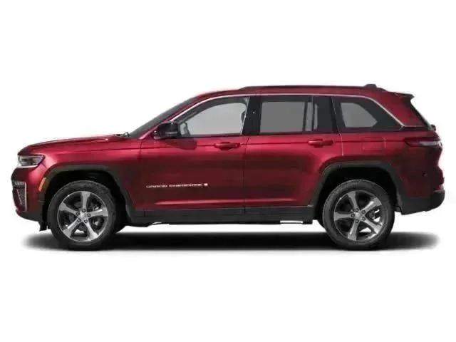 New 2026 Velvet Red Pearlcoat Jeep Laredo image 3
